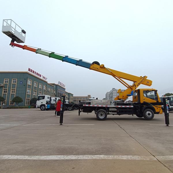 Hubei Hot Selling Factory Price Top Quality Customized Dongfeng 4*2 New Diesel 33 m Compact Design Aerial Work Platform Truck