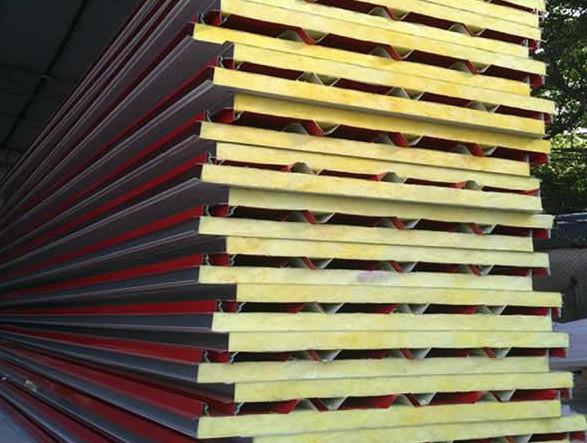 0.3 - 0.6mm Cold Room Panels , Easy Installation Metal Sandwich Panel Roof