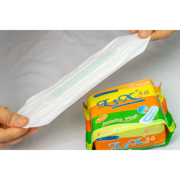 Soft And Flexible Sanitary Napkins Pad Japanese Sap for Women's Comfort and Protection