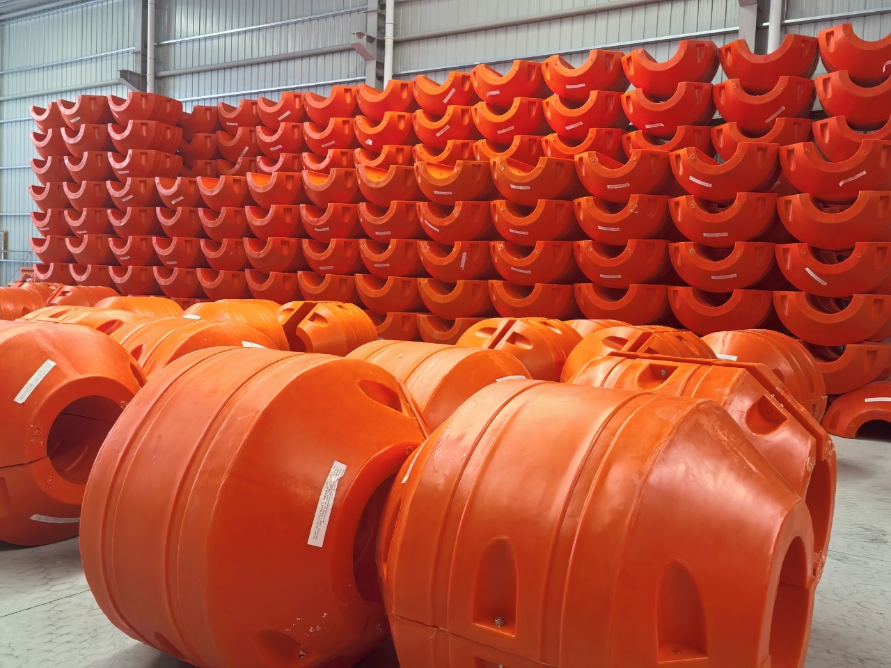 Heavy Duty HDPE Pipe Floater, High Buoyancy Rotomolded Dredging Pipe Float for Marine Offshore Pipeline Support