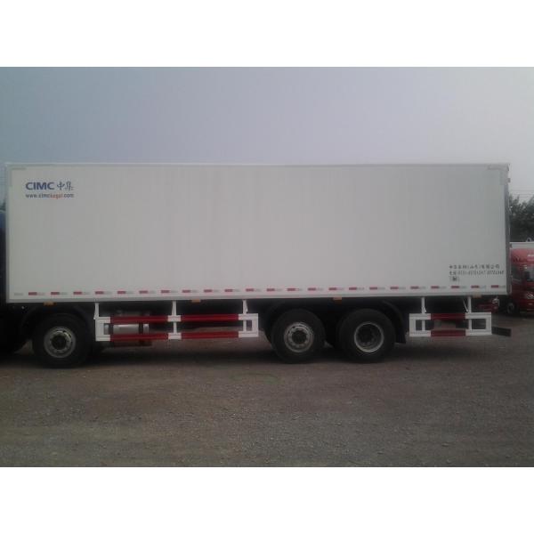 Sinotruk HOWO 6x4 heavy duty refrigerator truck