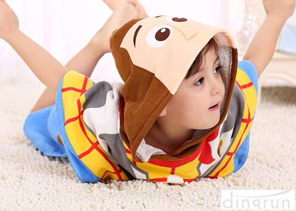 Cute Animal Hooded Poncho Towels For Children Cotton / Polyester Material