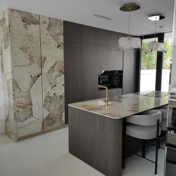 Armoire de cuisine australienne en bois modulaire en mélamine en bois de luxe Armoires de cuisine modernes pour villa