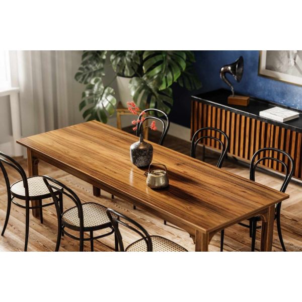 TABLE DE VILLA LUXUEUSE ET PERSONNALISABLE POUR SALONS ÉLÉGANTS