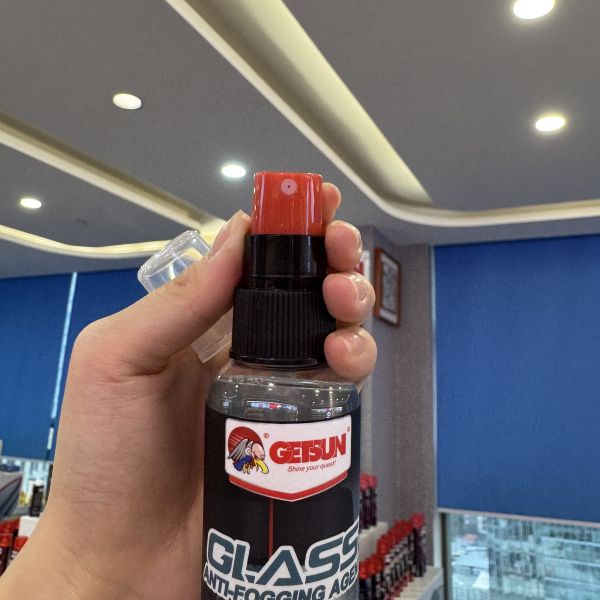 GETSUN Window & Windshield Anti-Fog Spray Glass Cleaner