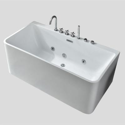 Une baignoire chauffée personnalisée avec jet