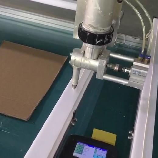 500mm/sec 粘着剤を配給するロボット 自動配給機 3軸