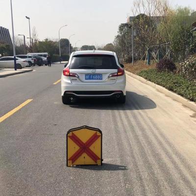 X warning light special occasions LED light-emitting LED Arrow Board