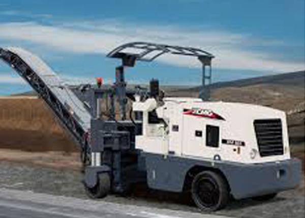 Freight Yard / Rrban Road / Highways Cold Milling Machine with 4 Wheel Fully Hydraulic Driving