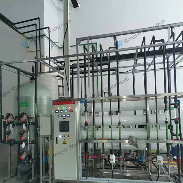Système industriel intégré de purification de l'eau à commande PLC 60 m3/h Système de traitement de l'eau ultra-pure avec UF+RO+ EDI+UV