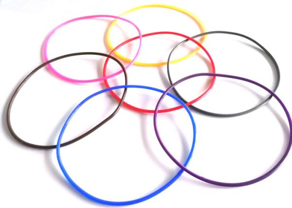 O costume do fornecedor da fábrica coloriu o anel-O quadrado liso rodeado do silicone da seção do retângulo