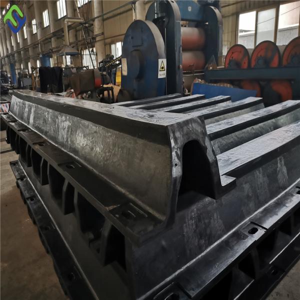 V Type Marine Rubber Arch Fender Solid For Berthing