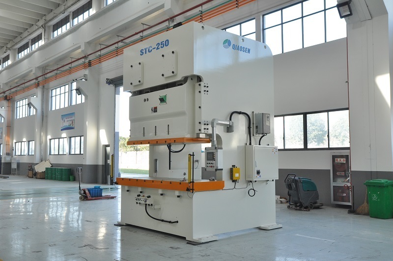 Closed Double Crank Pneumatic Punch Press Machine 300Ton High Precision Auto Parts Stamping Power Press