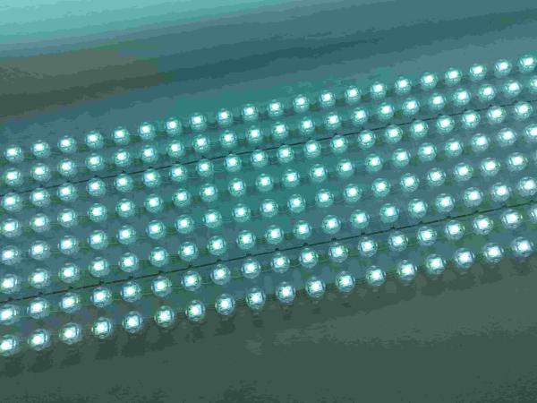 Écran LED Mesh extérieur IP67 P46 Rideau LED flexible pour l'éclairage de façade média