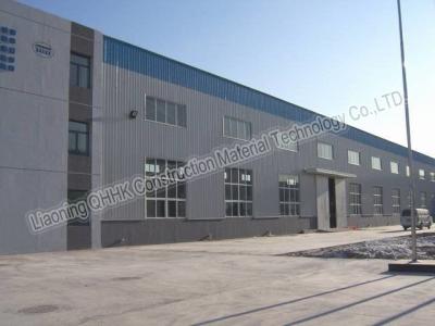 Q235, Q355 pré-fabricou construções de quadro feitas sob encomenda do metal da construção industrial