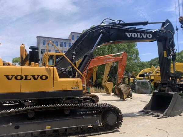 3.3m/s Excavadora hidráulica 265hp Volvo EC210B para escavação versátil