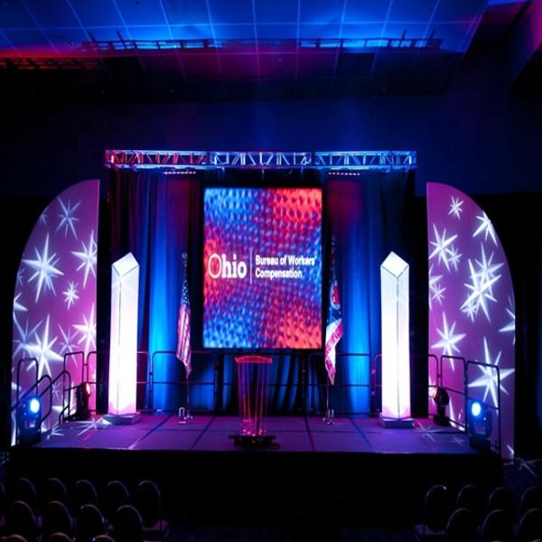 Giant Stage Background P2.604   P2.976 P3.91 P4.81Indoor Outdoor LED Display Hanging Bracket SMD Rental LED Display Screen
