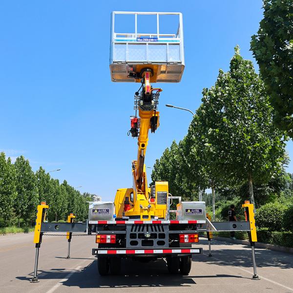 Customized Diesel Telescopic Boom Bucket Vehicle Aerial work truck High-altitude Operation Truck