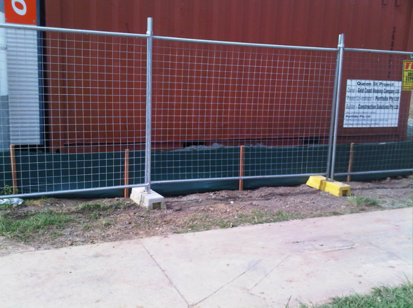 Depot Optimized Temporary Perimeter Fencing Stackable Ballast Rapid Deploy System