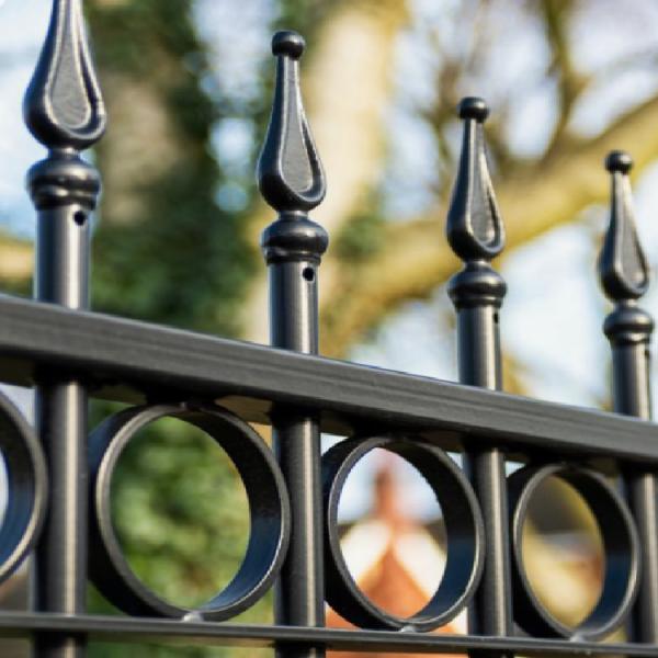 En gros clôture Wrought Iron Fence de noir de jardin de 6ftx8ft