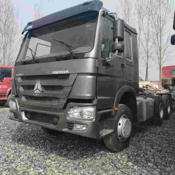 Chinese 9T LDH Used Tractor Trailer Sinotruk Howo 371 375hp manual diesel