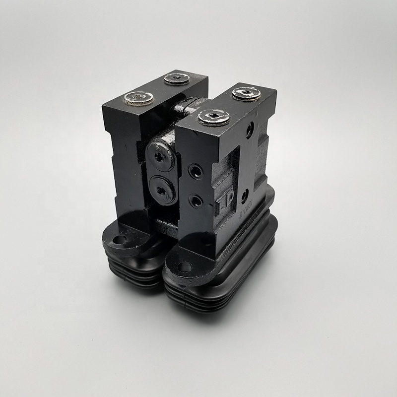 Travel Foot Pedal Valve 420-00467A for Doosan DX140 DX225 DX260 DX380 410119-00031 420-00467