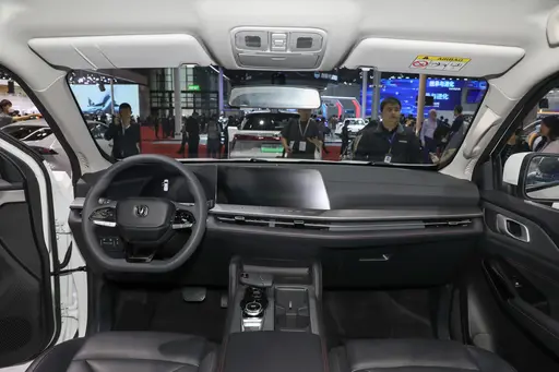 Changan Lantuozhe Mini Pickup EV The 405KM Ride-On Electrical EV for Energy Vehicles