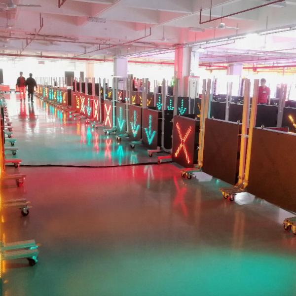 Модуль дисплея СИД дорожного знака P10 P20 16×8 VMS движения электрический