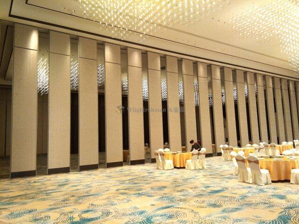 Customizable Mobile Temporary Wall Divider Flexible For Versatile Space Utilization