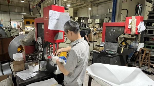Custom Waterproof Sheet Metal Enclosure Boxes Anodized Sandblasting Finish