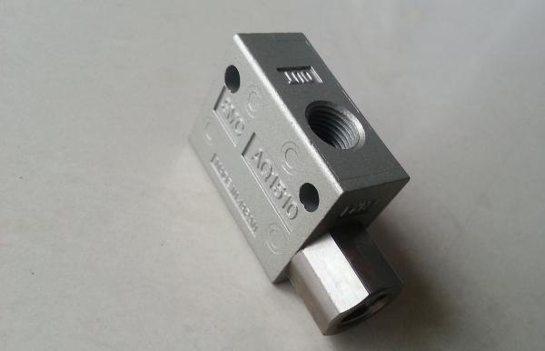 Exaustão rápida 1/8pt Smc Aq1510-01 968500286 da válvula apropriado para o auto cortador XLC7000