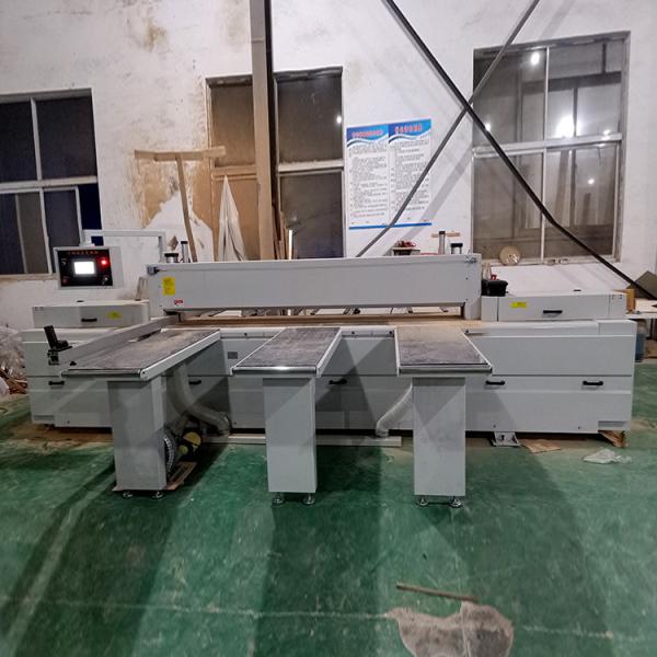 Woodworking Equipment Automatic Iron Saw CNC with 5200mm*3900mm*1700mm Specifications