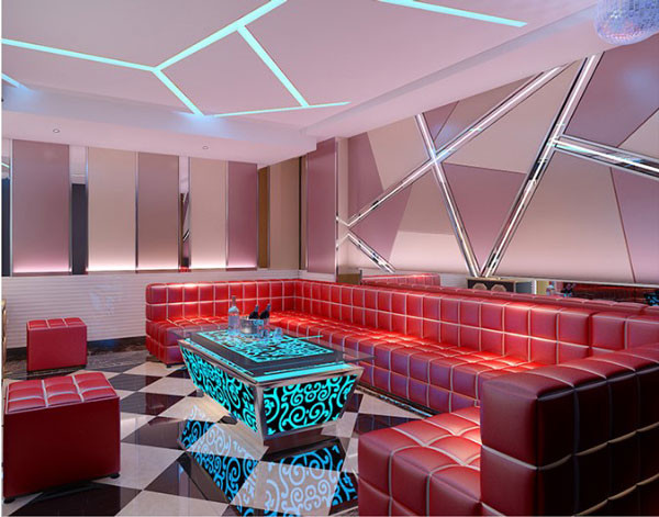 11  10 Seater Blue Black U Shaped Sectional Sofa With Recliners Led Cube Table