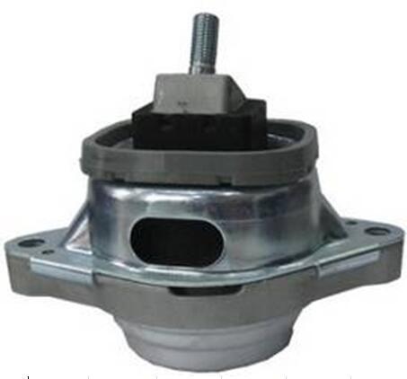Silver Color Land Rover Spare Parts Right Engine Motor Mount KKB000280