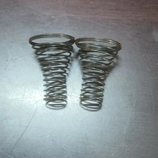 R2-5 Spring / R2-4 Bobbin Spring for High-Speed Nylon Zipper Sewing Machine