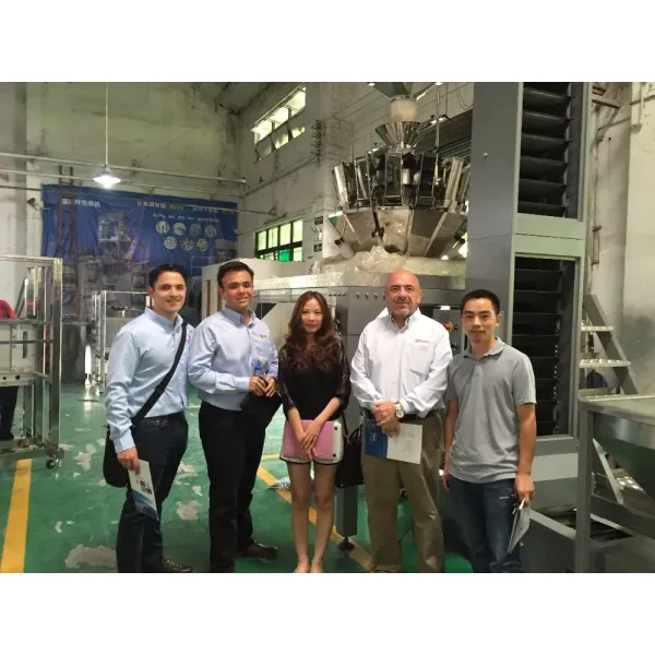 Multi Function Vertical Packing Machine Automatic Nuts Packaging Machine 220V