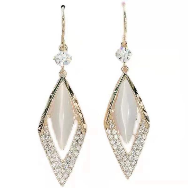 European and American Luxury New Diamond-Shaped Elegant Opal Earrings