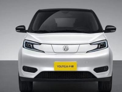 Electric Car 3.7m Length 120kw Motor Ternary Lithium Battery 110km / H 5 Seats