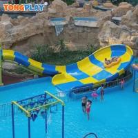 100m2 200m2 Fibre de verre piscine glisse en forme de U glisse d'eau de slalom