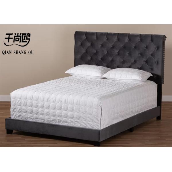 Upholstered Platform Sleigh Bed , European Style Tufted Platform Bed Frame