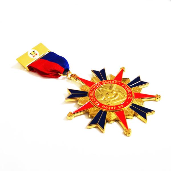 Big 75mm Zinc Alloy Carnaval Badge Médaille couleurs émail doux avec du feutre sur le dos