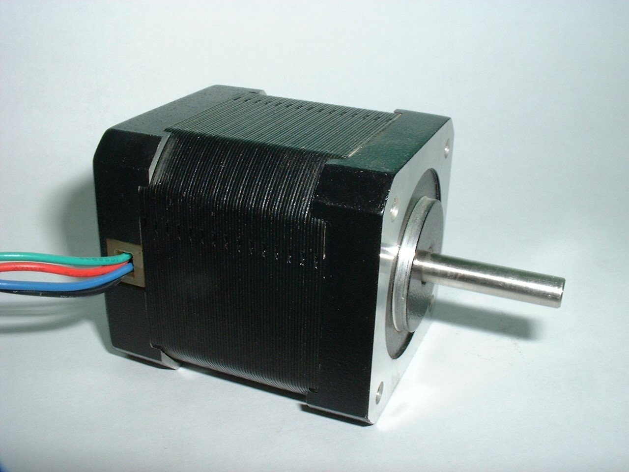 NEMA17 42mm Hybrid Stepping Motor 42BYGH 1.8deg In High Working Efficiency Large Torque