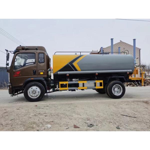 Топливозаправщик 100000L Cummins Engine 170hp 7.3*2.3*2.7m воды спринклера HOWO