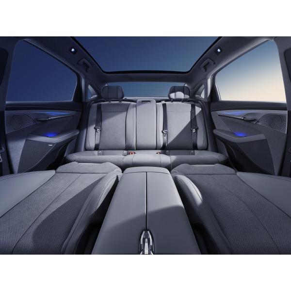 Voyah Chasing Light 4WD Ultra-long Battery Life Lantu Zhuiguang end Pure Electric Car