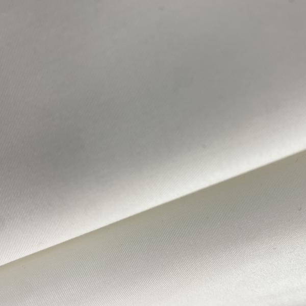 Lightweight Thobe Fabric TR 80/20 Polyester/Viscose Blend for Muslim Saudi Arab Thobe
