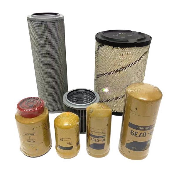 Excavator Engine Spare Parts Universal Filter Oil Filter 1r-0739 1r-0750 4816636 1R-0762