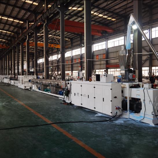 SHENZHEN HYPET Machine à fabriquer des tuyaux en PVC à grande vitesse, ligne de production d'extrusion de tuyaux à remplissage élevé PVC-O