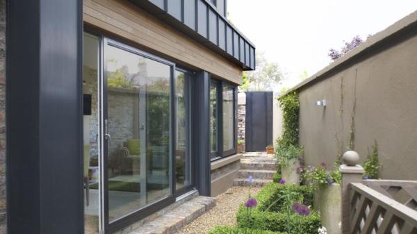 Experience Peace Quiet Soundproof Glass Curtain Wall And Steel Windows