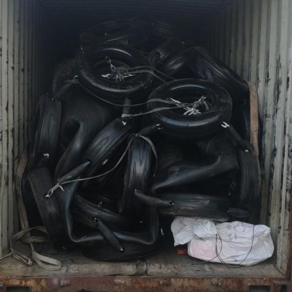 ISO17357 Certified Pneumatic Rubber Fender 50/80Kpa Pressure For Marine Protection
