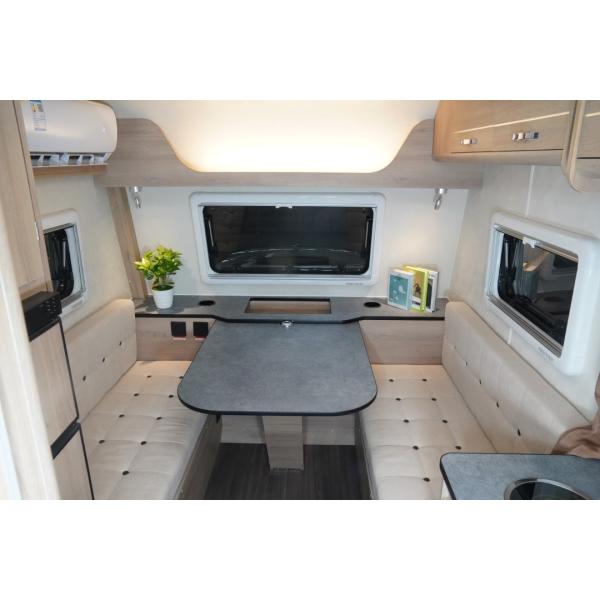 Petites remorques de campeur légères de la remorque de campeur de planéité FRP rv avec la cuisine